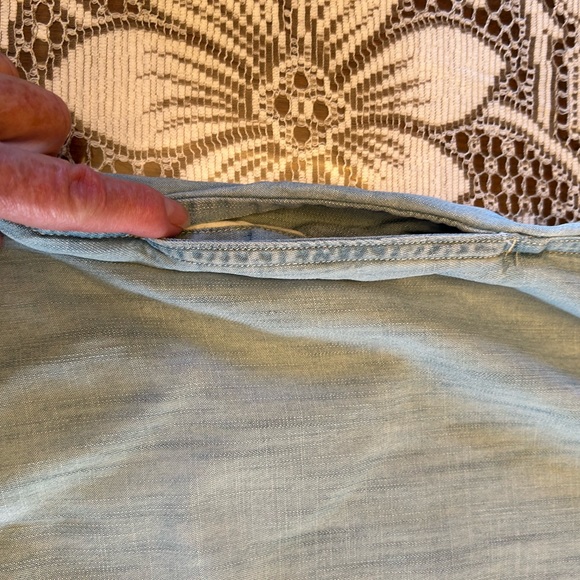 Levi’s long sleeve, collard, snap button dress, with pockets - Picture 5 of 6